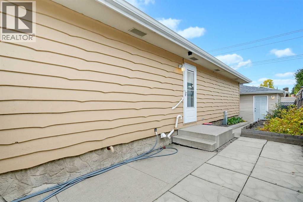 8007 Huntington Street NE - photo 28