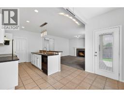 4pc Bathroom - 53 Royal Birch Way Nw, Calgary, AB T3G5X8 Photo 11