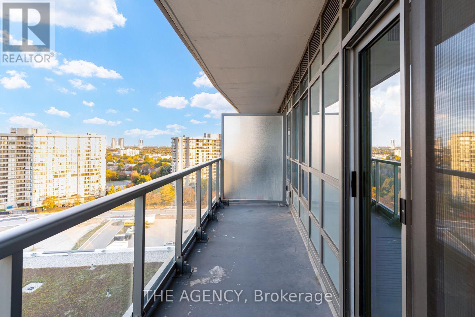 30 Upper Mall Way — photo 21