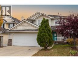151 Bow Ridge Crescent - photo 1