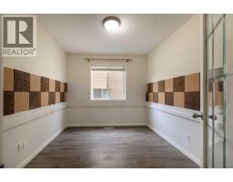 151 Bow Ridge Crescent - photo 11