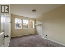 151 Bow Ridge Crescent - photo 15