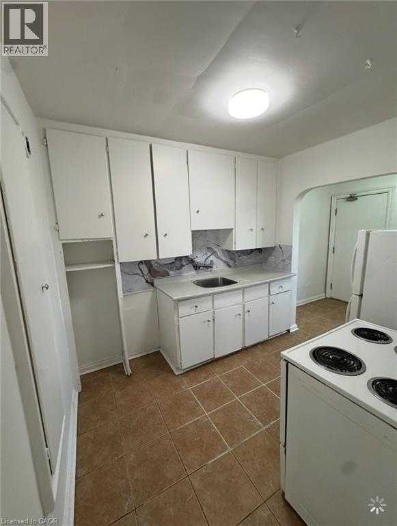 51 King Street East — photo 12