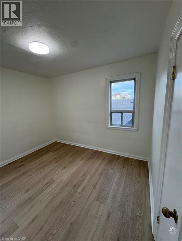 51 King Street East — photo 24