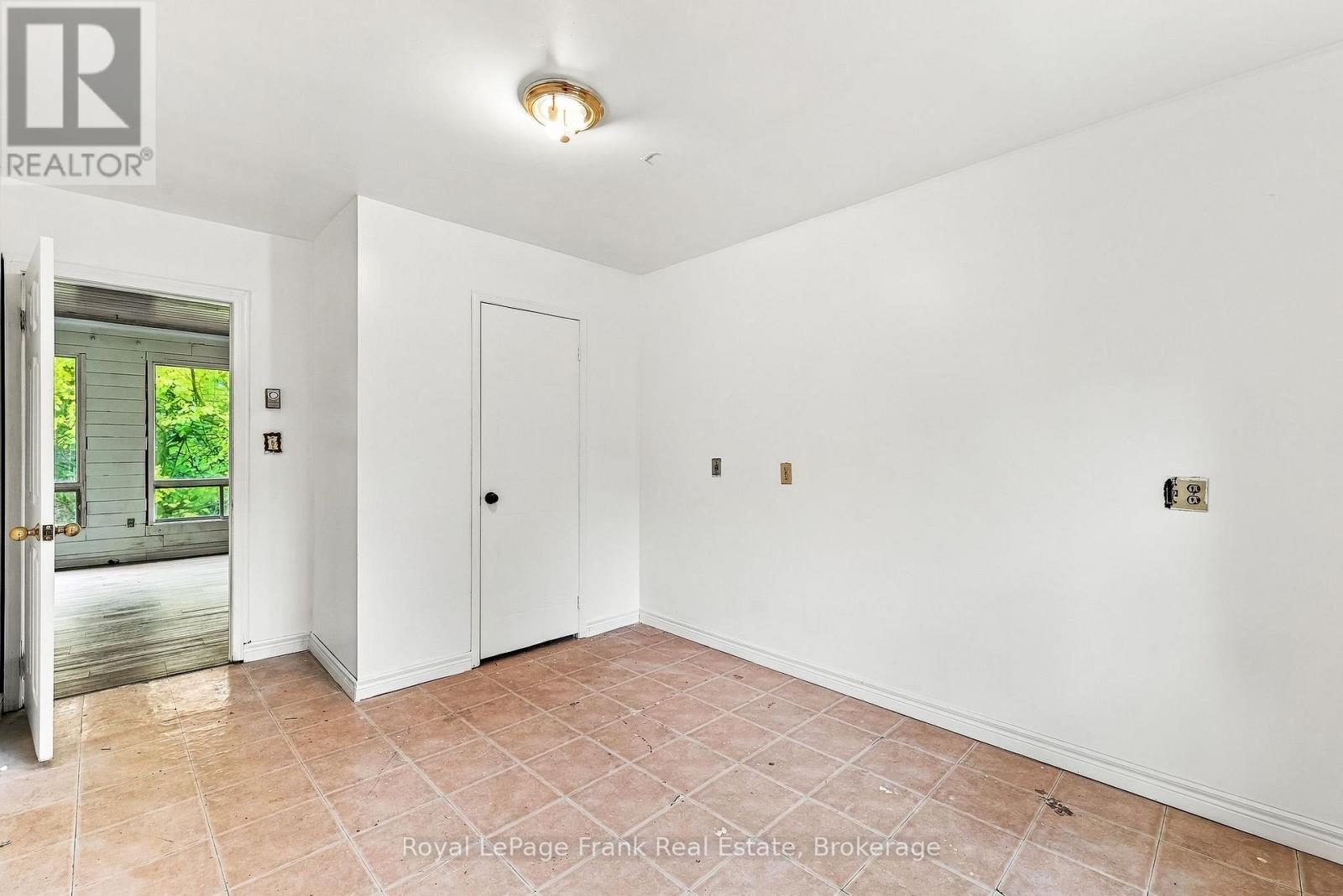 120 ALDRED DRIVE - 20
