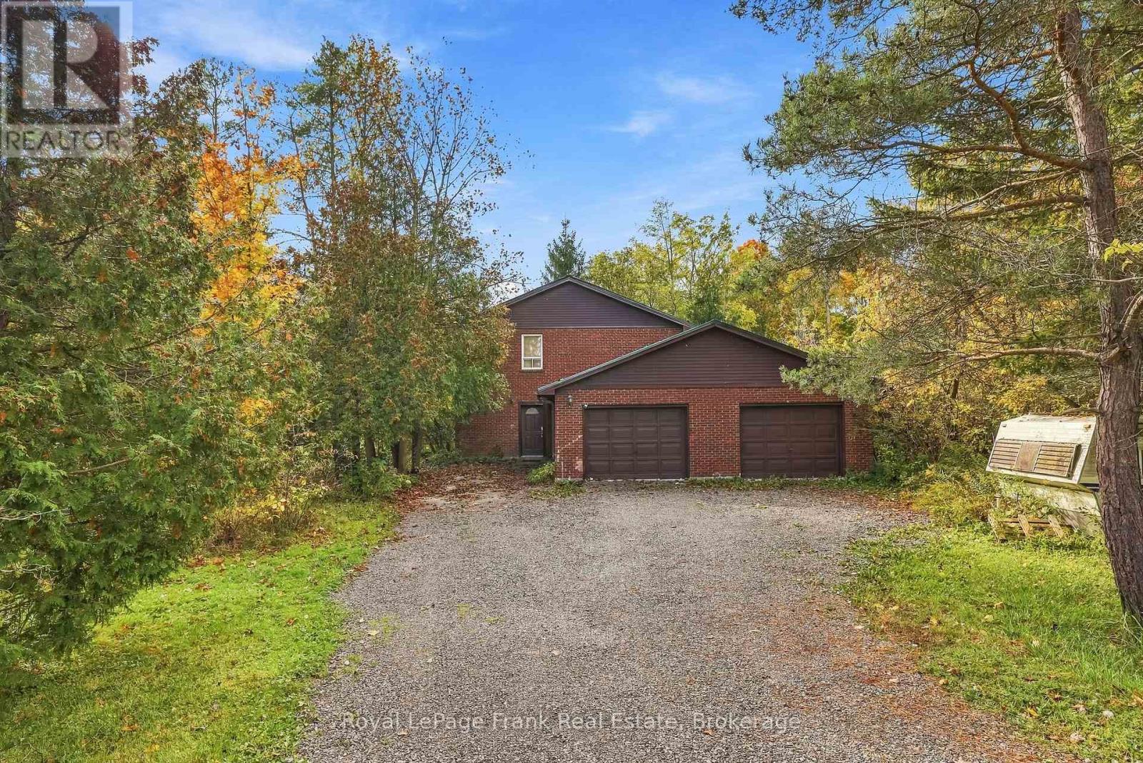 120 Aldred Drive — photo 4