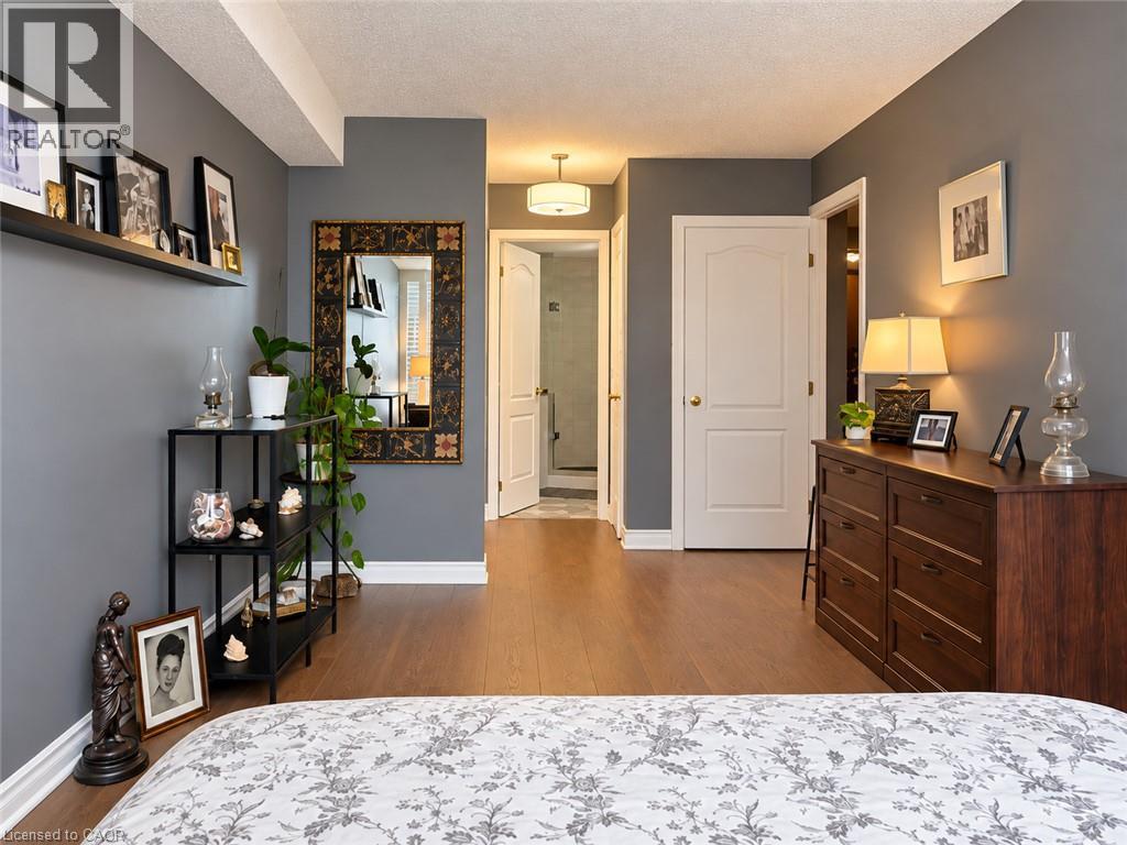 1276 Maple Crossing Boulevard — photo 17