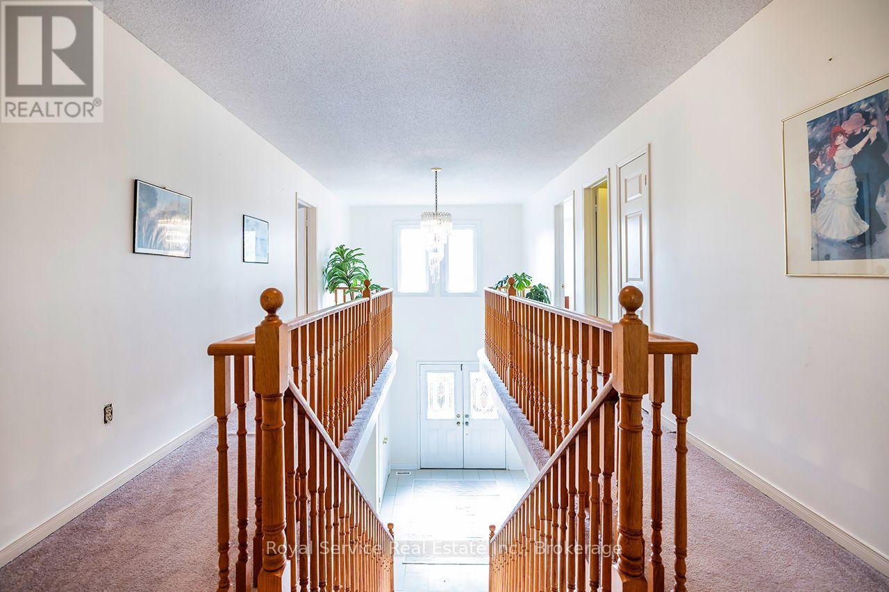 516 Palmtree Crescent — photo 25