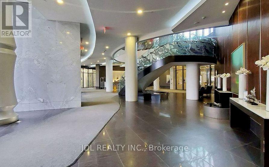 5168 Yonge Street — photo 11