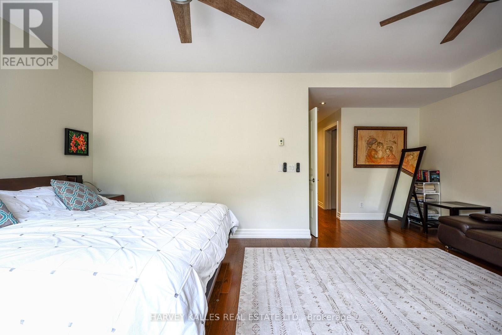 21 Burkebrook Place — photo 24