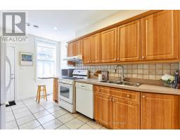 Kitchen - 95 Wolseley Street, Toronto, ON M5T1A4 Photo 11