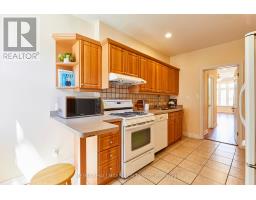 Bathroom - 95 Wolseley Street, Toronto, ON M5T1A4 Photo 13