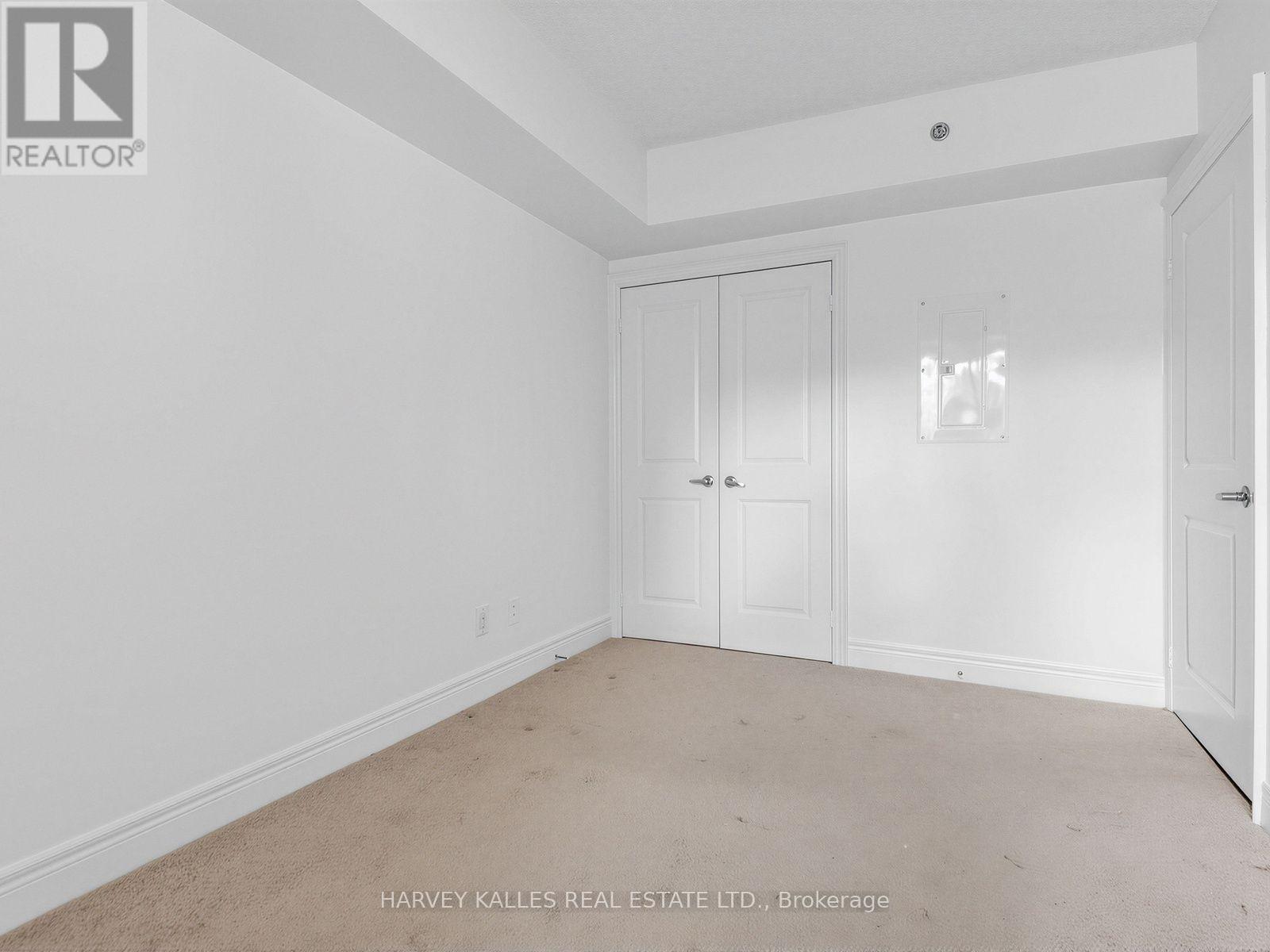 701 Sheppard Avenue — photo 24