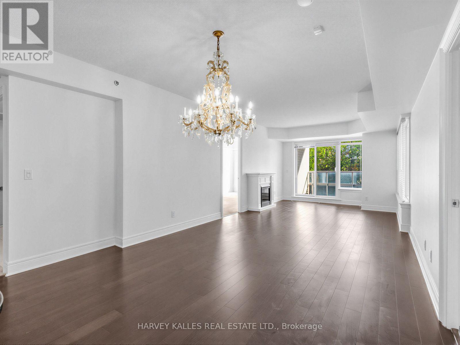 Photo of 217 - 701 SHEPPARD AVENUE