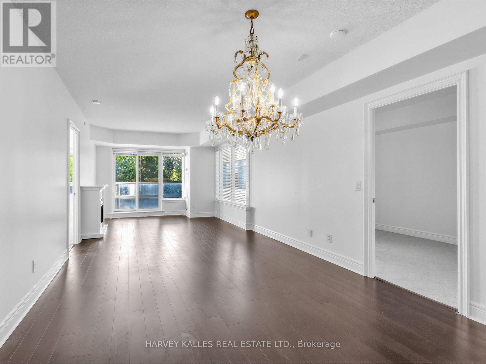 Photo of 217 - 701 SHEPPARD AVENUE