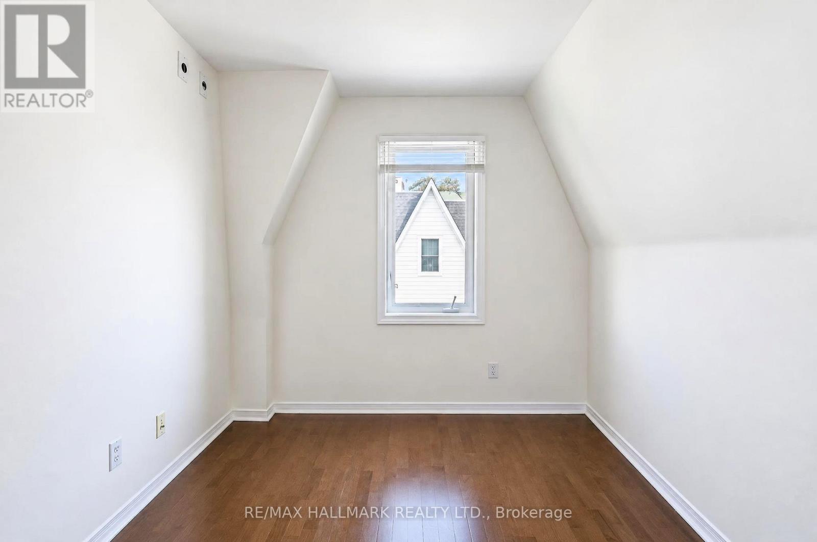 12 Sudbury Street — photo 23