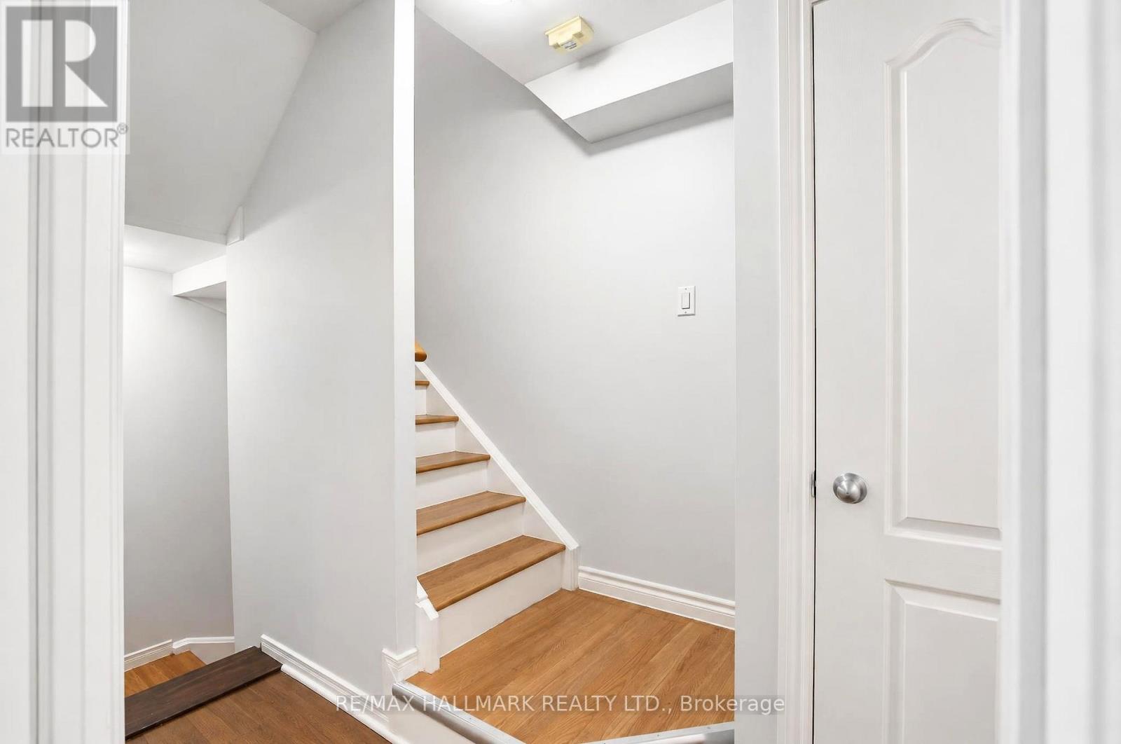 12 Sudbury Street — photo 31