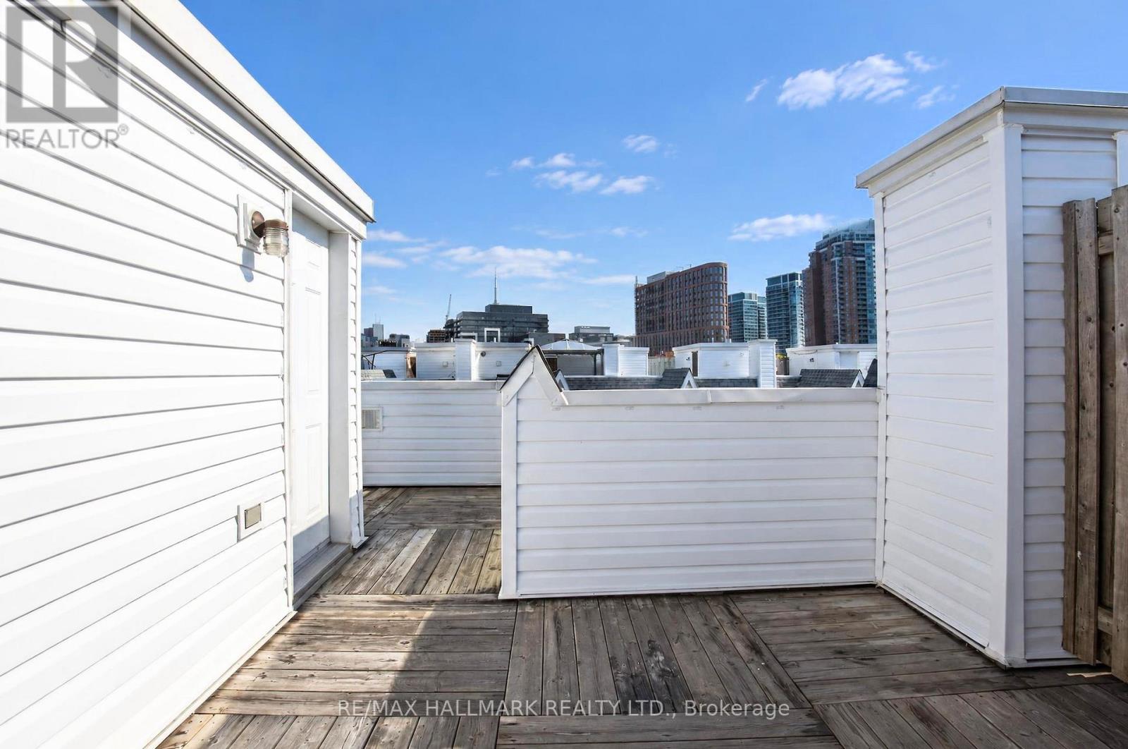 12 Sudbury Street — photo 35