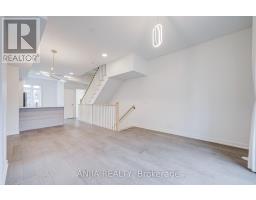 80b Tisdale Avenue, Toronto, ON M4A1C5 Photo 8