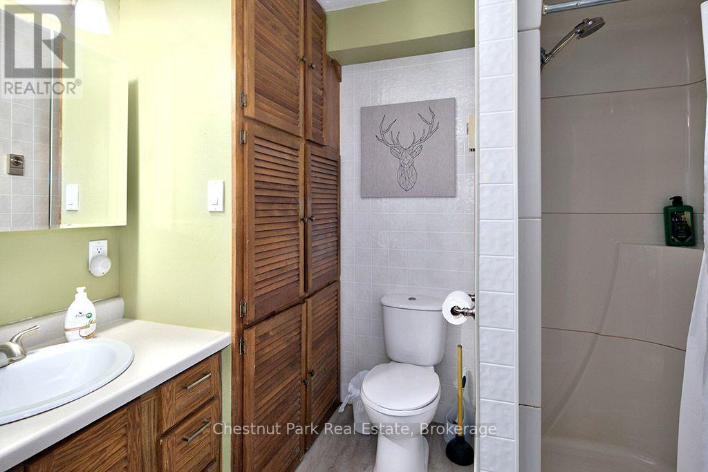 125 KIMBERLEY COURT - 32