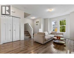 124 South Point Court SW - photo 5