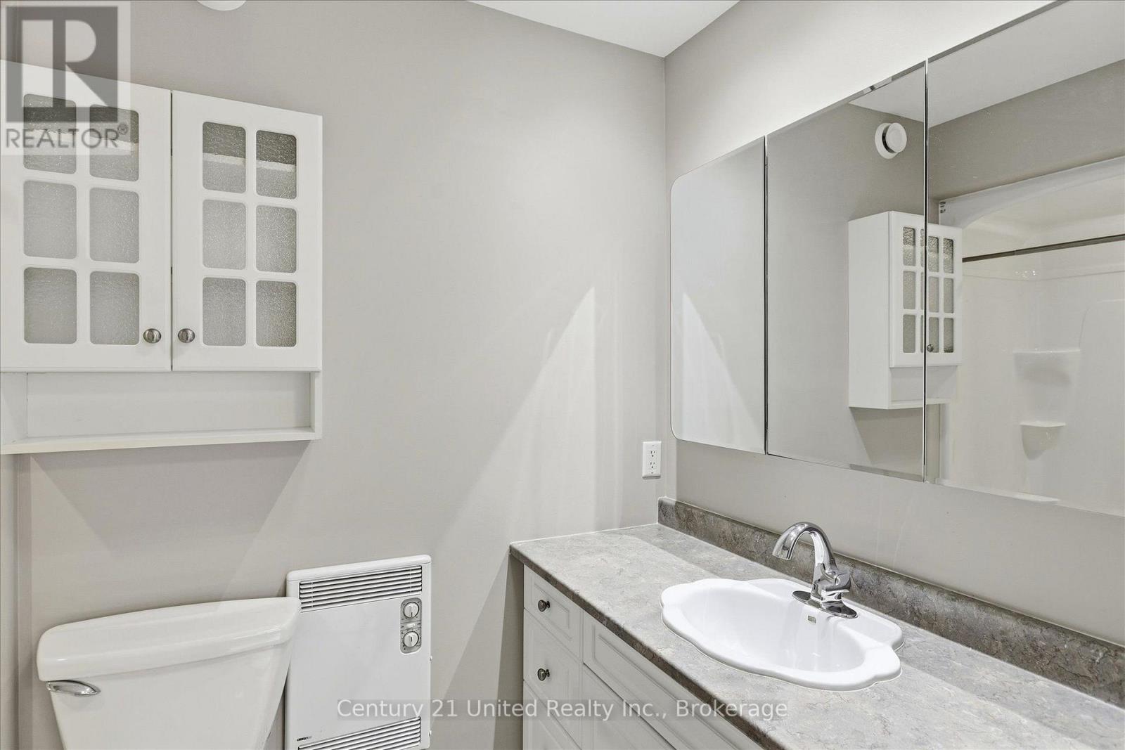 1688 GLENFOREST BOULEVARD - 19