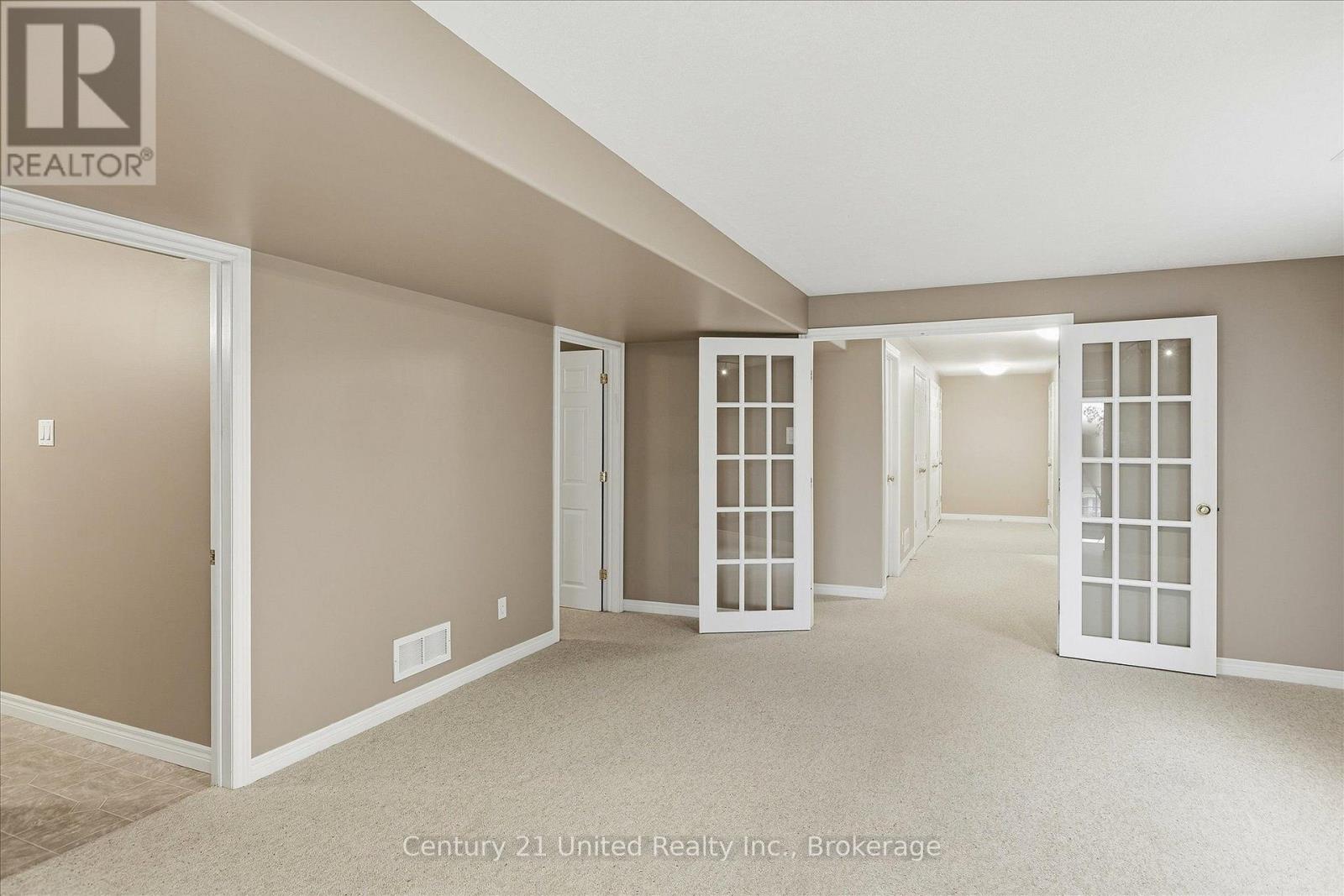 1688 GLENFOREST BOULEVARD - 30