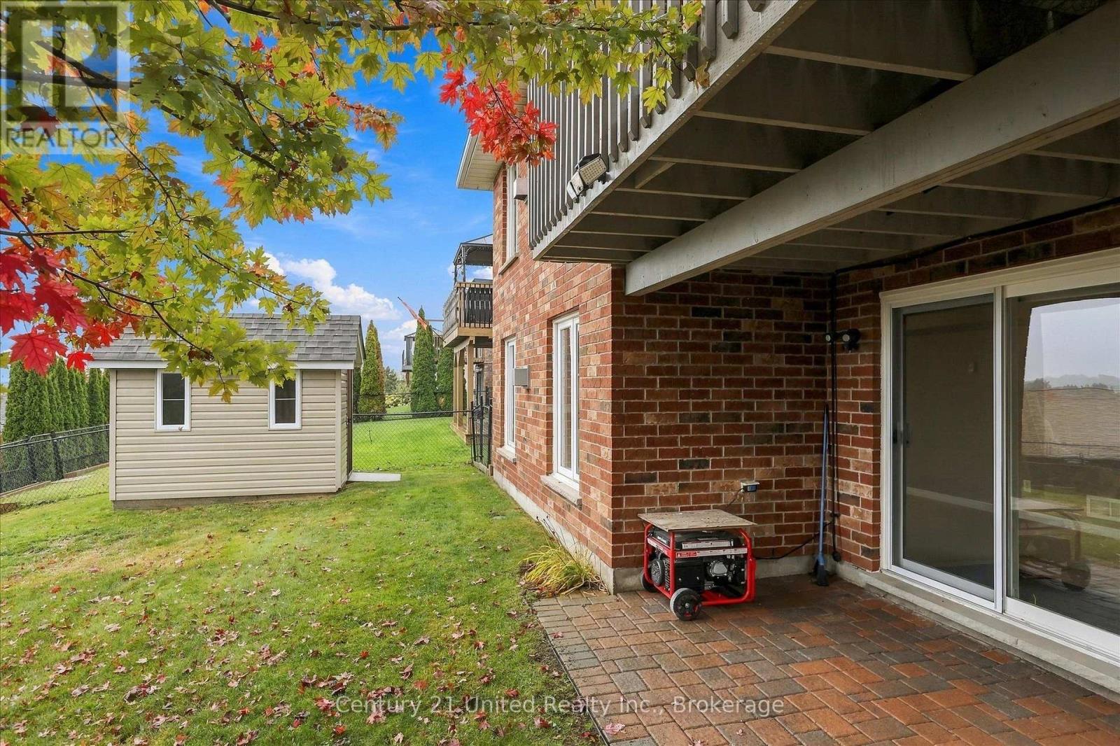 1688 GLENFOREST BOULEVARD - 48