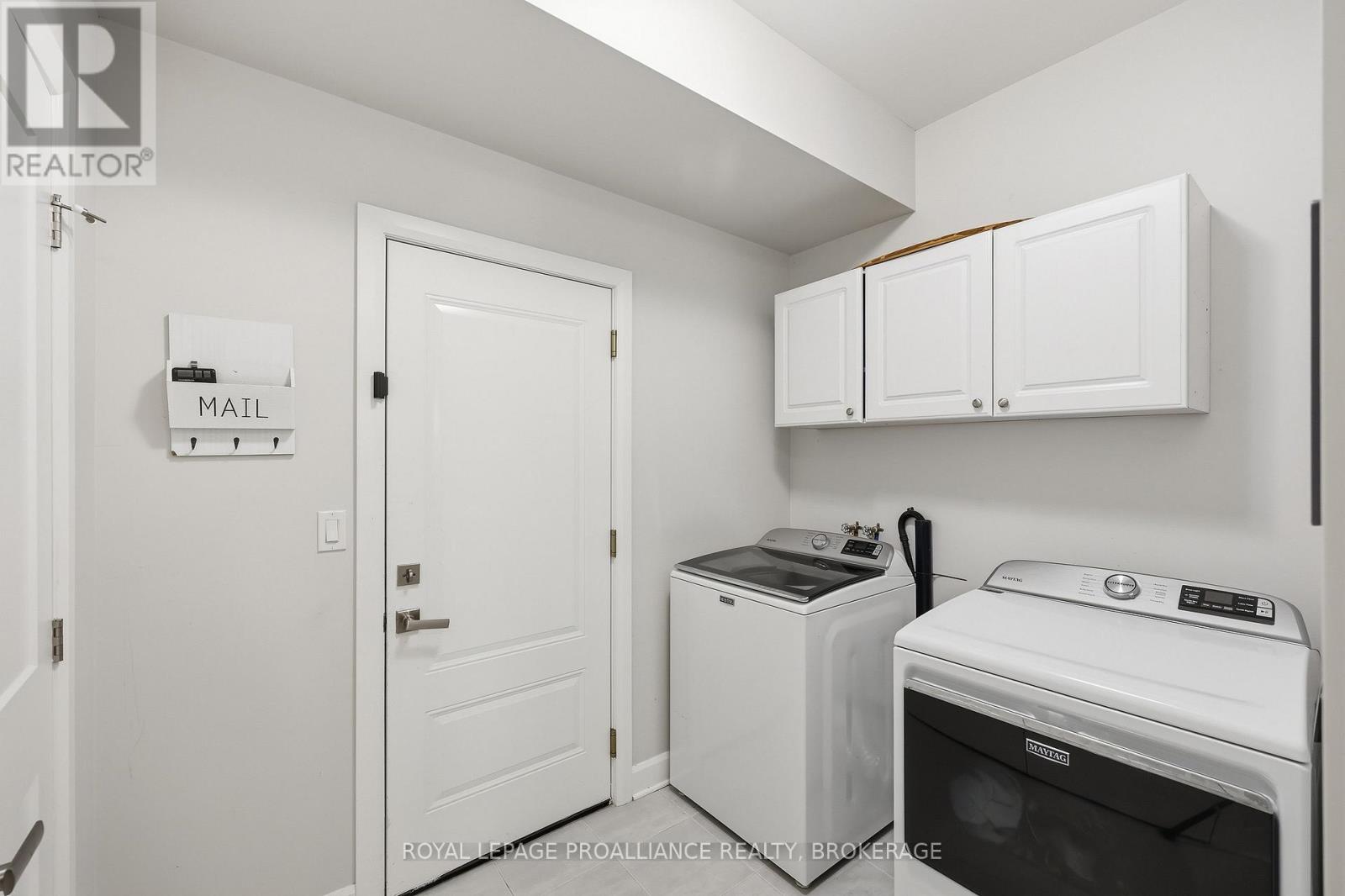 1205 Max Crescent — photo 13