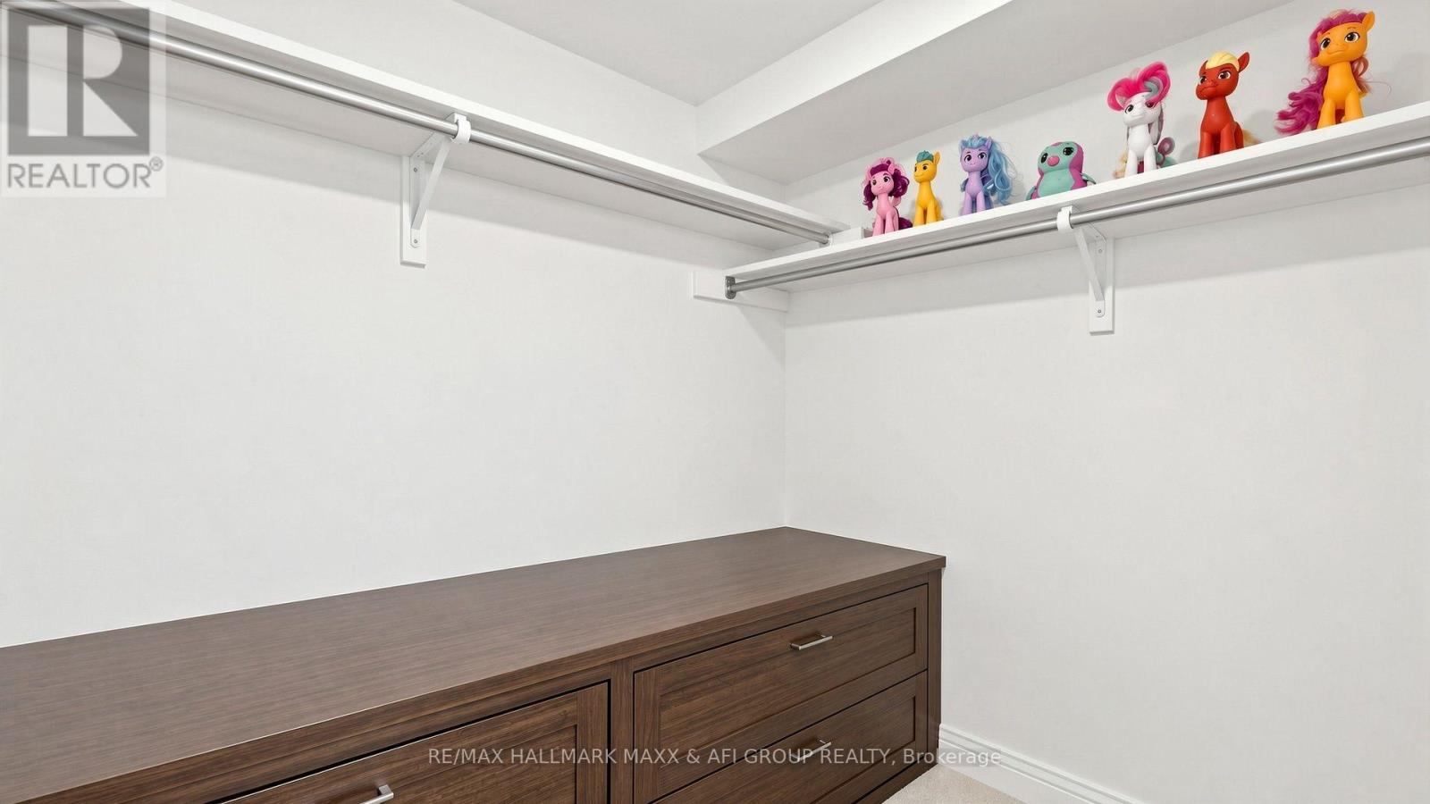 #2 92 PETRA WAY - 23