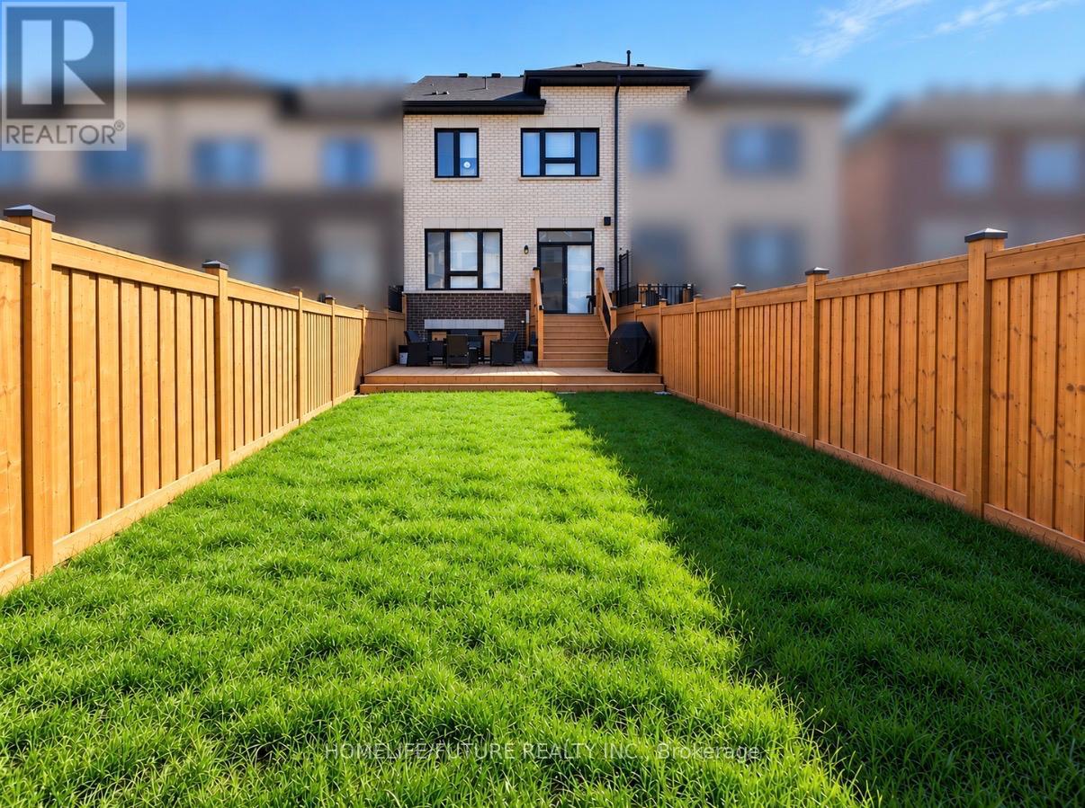 83 Armilia Place — photo 8
