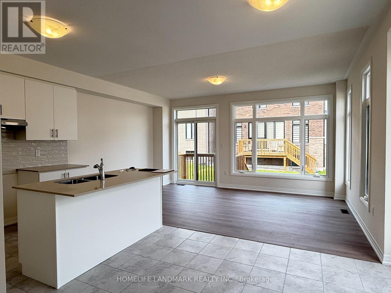 3022 Sideline 16, Pickering, ON photo 3