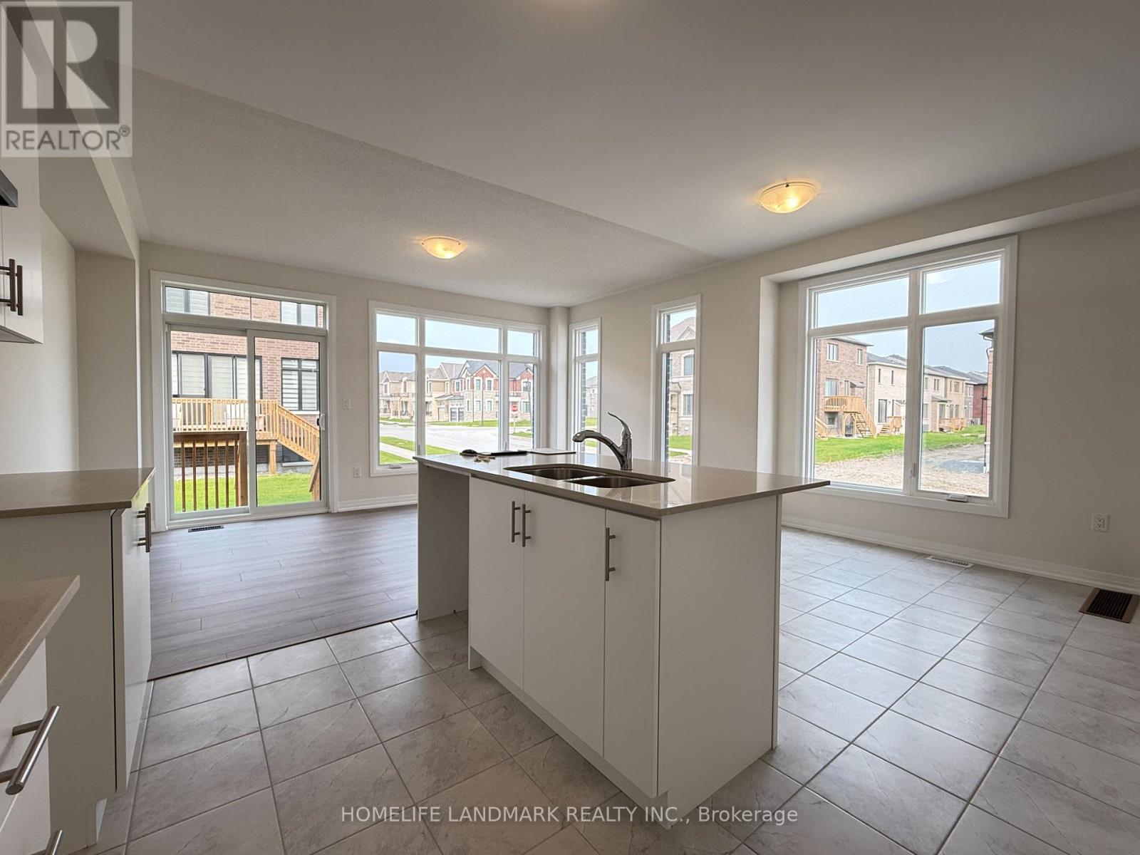3022 Sideline 16, Pickering, ON photo 7