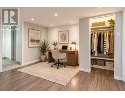 Lower - 695 Woodbine Avenue, Toronto, ON M4E2J4 Photo 13