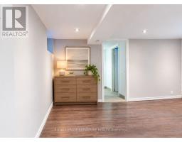 Lower - 695 Woodbine Avenue, Toronto, ON M4E2J4 Photo 18