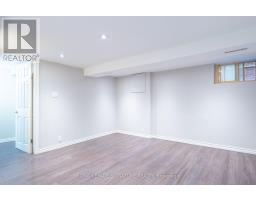 Lower - 695 Woodbine Avenue, Toronto, ON M4E2J4 Photo 21