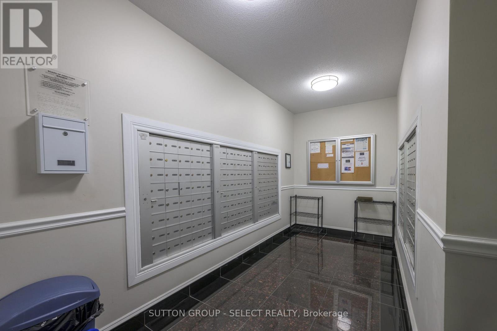 353 Commissioners Road West — photo 28
