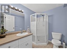 11 Allison Court, Strathroy Caradoc, ON N7G4C2 Photo 24