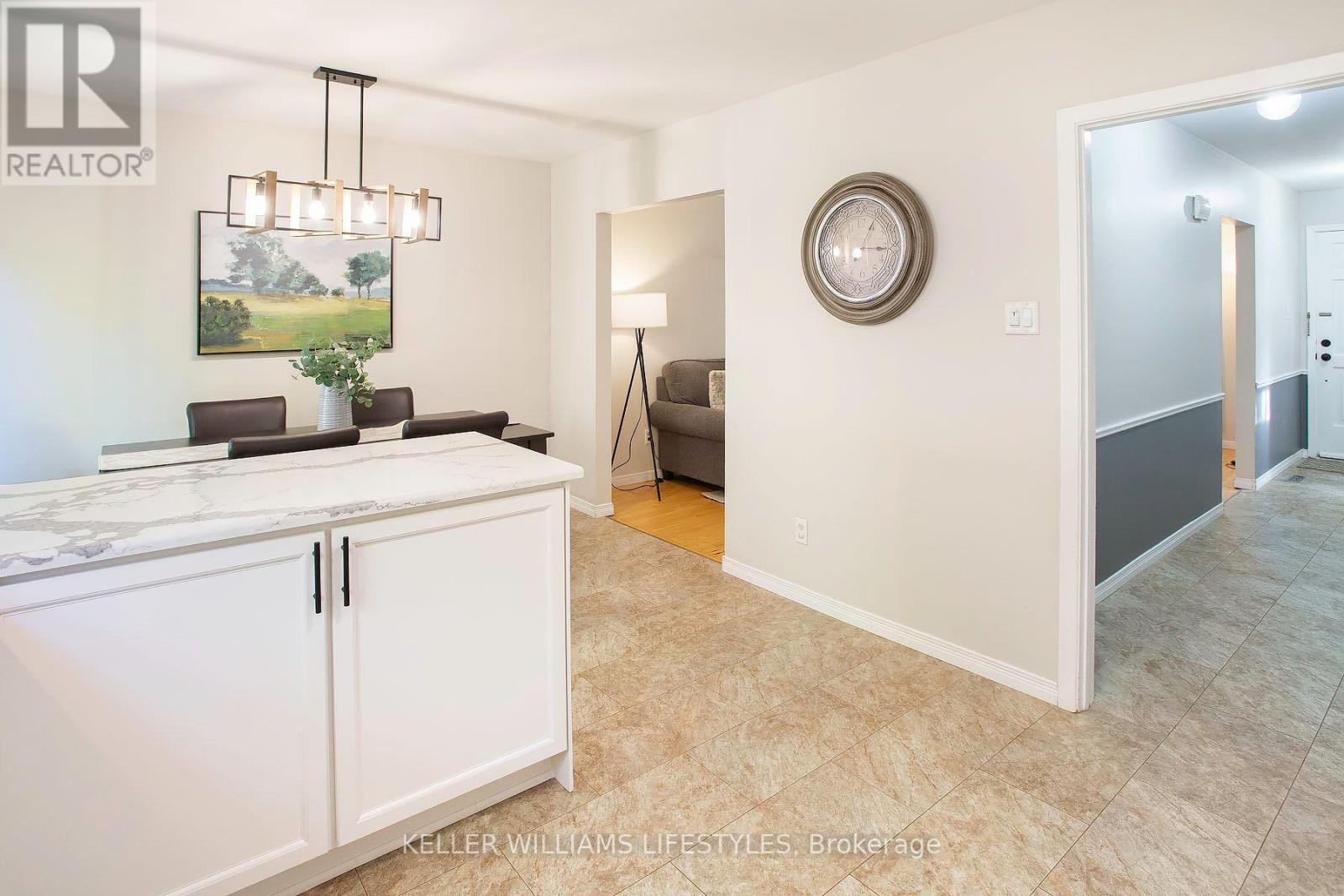 235 Homestead Crescent — photo 14