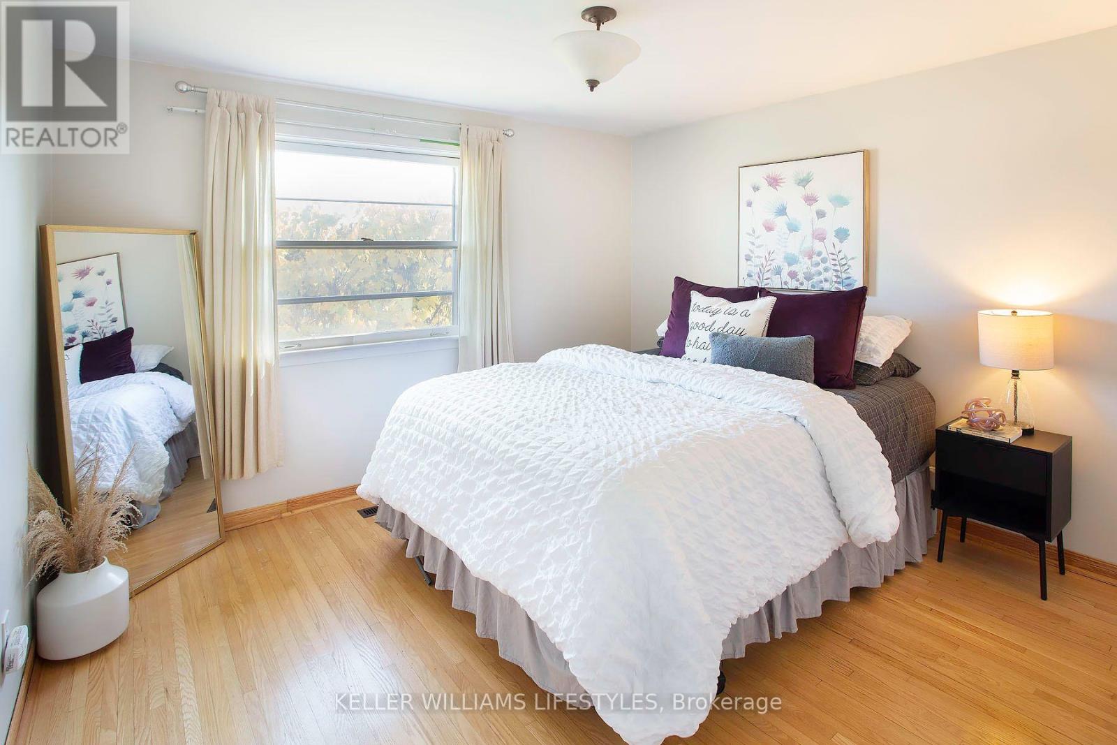 235 Homestead Crescent — photo 19