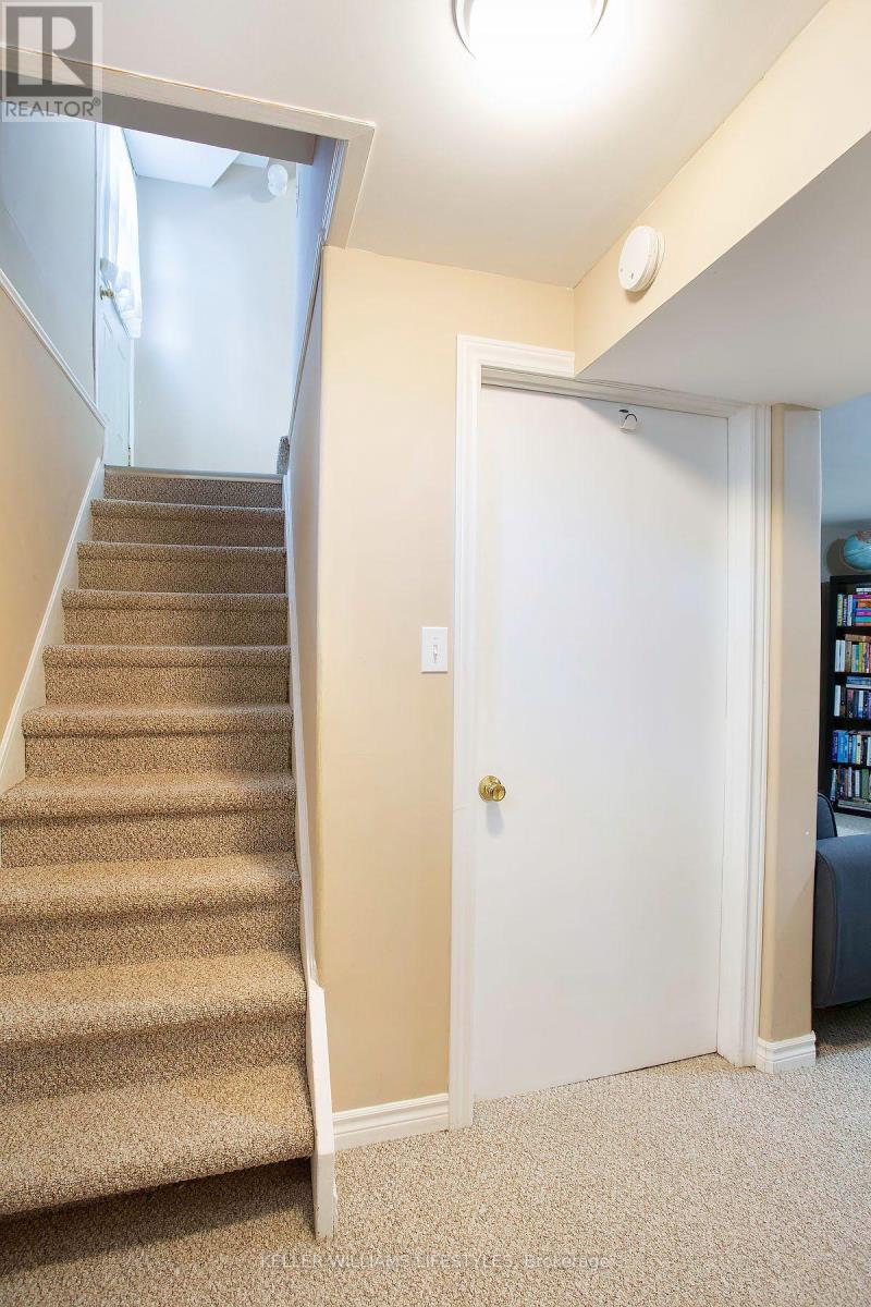 235 Homestead Crescent — photo 23