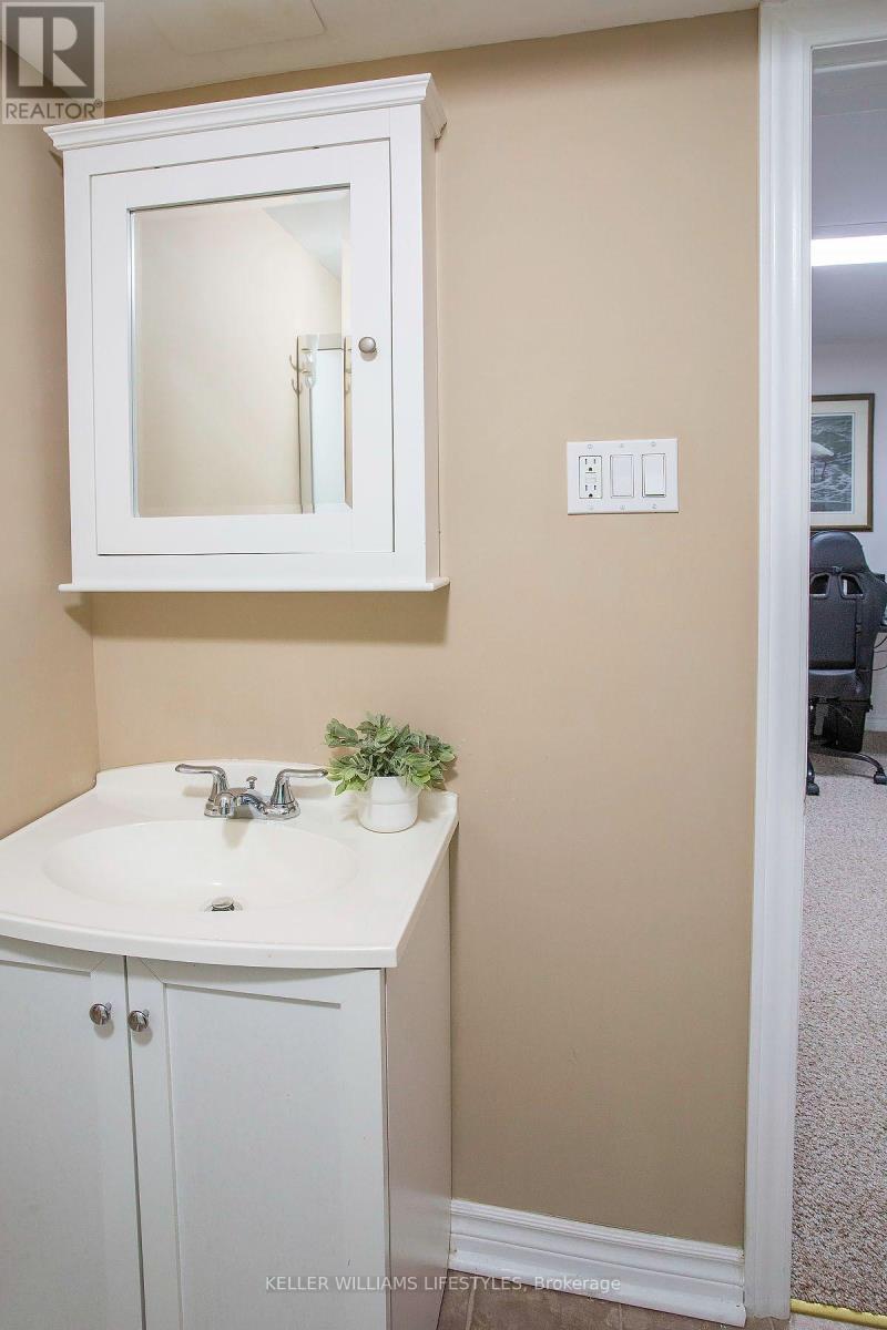 235 Homestead Crescent — photo 27