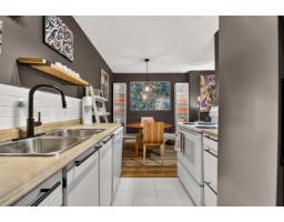 304 1444 Martin Street, Surrey, BC V4B3W7 Photo 7