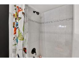 304 1444 Martin Street, Surrey, BC V4B3W7 Photo 24