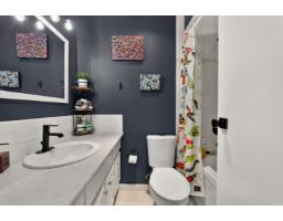 304 1444 Martin Street, Surrey, BC V4B3W7 Photo 22