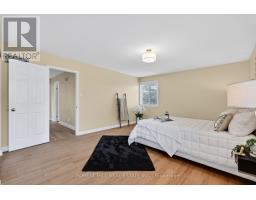 1068 Wildwood Drive, Newmarket, ON L3Y2B5 Photo 17