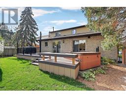 1068 Wildwood Drive, Newmarket, ON L3Y2B5 Photo 30