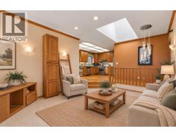 3pc Bathroom - 4316 53 Street Ne, Calgary, AB T1Y4B3 Photo 13