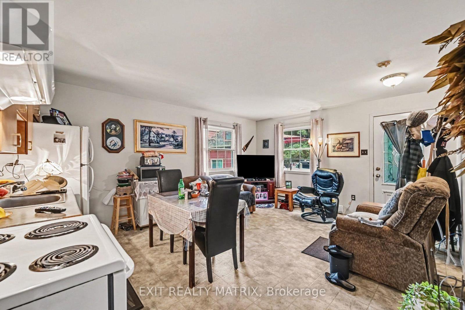 14 Gibson Lane — photo 8