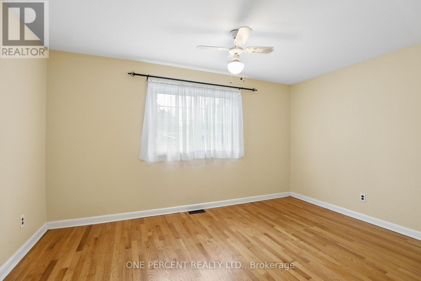 703 TROJAN AVENUE - 18